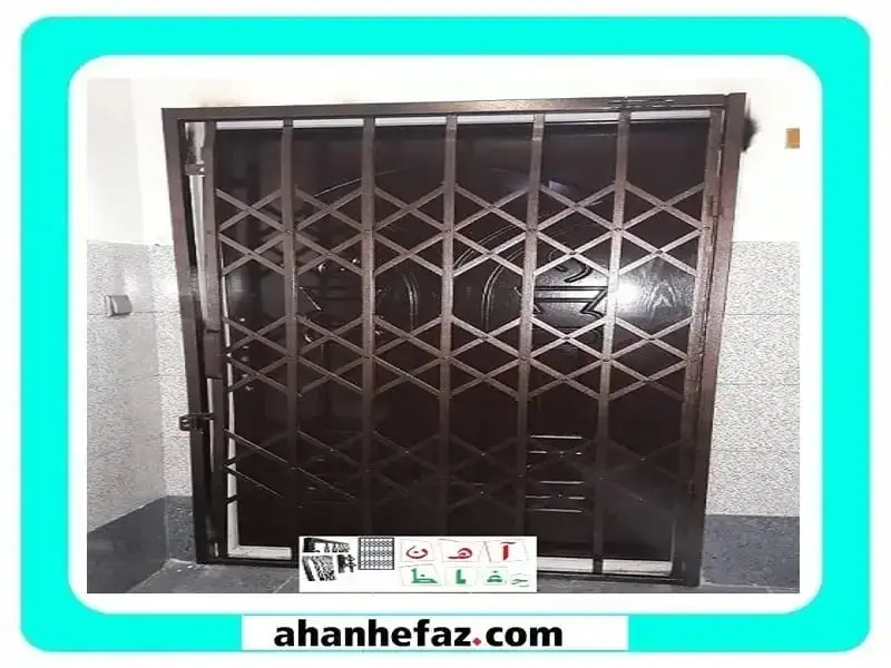 درب آکاردئونی حفاظ آکاردئونی پنجره آپارتمان