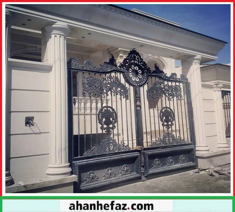 درب نما حیاط خانه