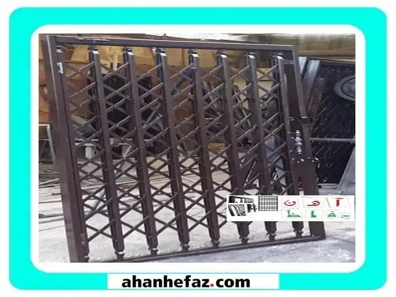 درب آکاردئونی حفاظ آهنی درب