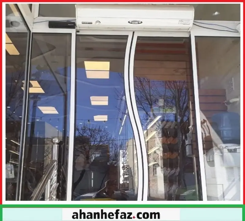 تنظیم چشمی درب شیشه ای