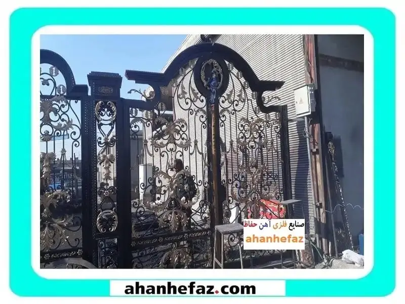 درب فلزی حیاط