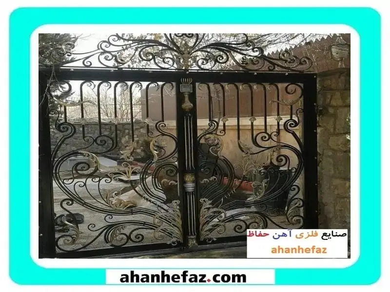 درب فلزی فرفورژه همراه با سری جدید درب های حیاطی